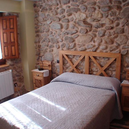 El Refugio De La Sauca Appartement Alameda del Valle Buitenkant foto