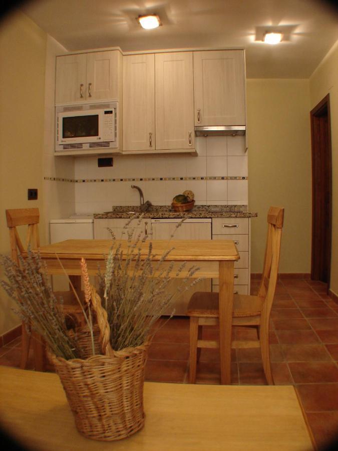 El Refugio De La Sauca Appartement Alameda del Valle Buitenkant foto